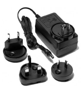 Transcend universal AC power supply with plug adapters